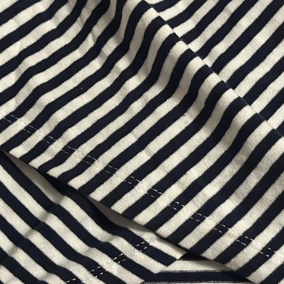 LUCCA Couture Striped Crop Top with Criss Cross Back Size L White / Dark Navy - Picture 4 of 7